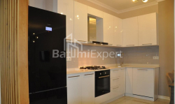 Квартира 3-комн 87 м² - Юр'ївська, Батумі