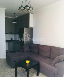 Квартира 2-комн 48 м² - Oлександра Пушкiна, Батумі
