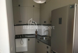 Квартира 2-комн 48 м² - Oлександра Пушкiна, Батумі