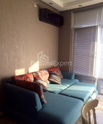Квартира 3-комн 70 м² - Юр'ївська, Батумі