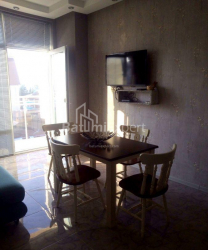 Квартира 3-комн 70 м² - Юр'ївська, Батумі