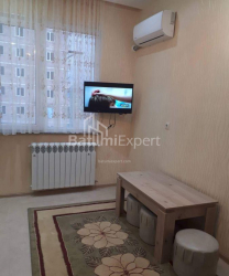 Квартира 3-комн 44 м² - Юр'ївська, Батумі