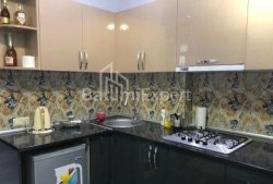 Квартира 2-комн 76 м² - Акакі Церетелі, Батумі