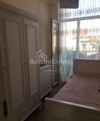 Квартира 3-комн 86 м² - Oлександра Пушкiна, Батумі