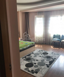 Квартира 2-комн 80 м² - Петра Чайковського, Батумі