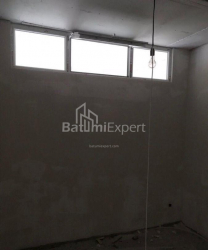 Квартира 3-комн 78 м² - Юр'ївська, Батумі