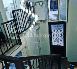 Квартира 4-комн 65 м² - Юр'ївська, Батумі