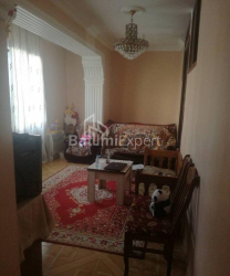 Квартира 3-комн 65 м² - Петра Багратіоні, Батумі