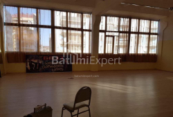 Квартира 4-комн 150 м² - Зураба Горгiладзе, Батумі