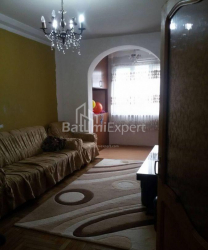 Квартира 4-комн 65 м² - Oлександра Пушкiна, Батумі