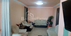 Квартира 3-комн 100 м² - Зураба Горгiладзе, Батумі