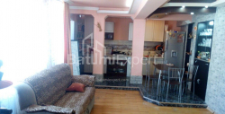 Квартира 3-комн 100 м² - Зураба Горгiладзе, Батумі