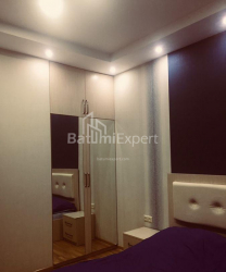 Квартира 6-комн 153 м² - Вахтанга Горгасалі, Батумі