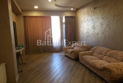 Квартира 122 м² - Зураба Горгiладзе, Батумі, Грузія