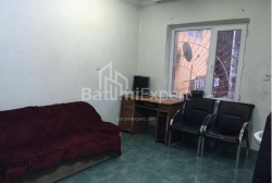 Квартира 3-комн 90 м² - Давида Агмашенеблі, Батумі