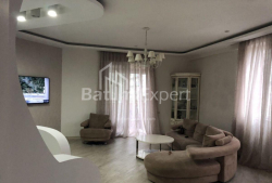 Квартира 4-комн 113 м² - Юр'ївська, Батумі