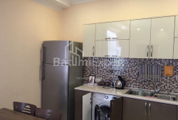 Квартира 3-комн 70 м² - Іване Джавахишвілі, Батумі