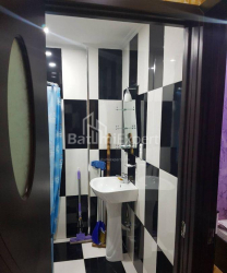 Квартира 3-комн 60 м² - Зураба Горгiладзе, Батумі