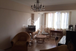Квартира 68 м² - Зураба Горгiладзе, Батумі, Грузія