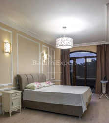 Квартира 4-комн 140 м² - Юр'ївська, Батумі