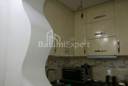 Квартира 2-комн 43 м² - Шерифа Хімшіашвілі, Батумі