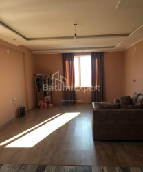 Квартира 1-комн 40 м² - Давида Агмашенеблі, Батумі