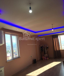 Квартира 40 м² - Давида Агмашенеблі, Батумі, Грузія
