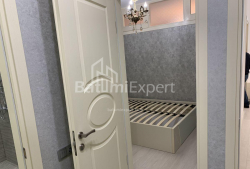 Квартира 3-комн 68 м² - Юсуфа Кобаладзе, Батумі