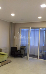 Квартира 3-комн 87 м² - Юр'ївська, Батумі