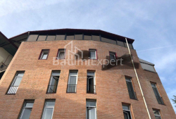 Квартира 1-комн 84 м² - Юр'ївська, Батумі