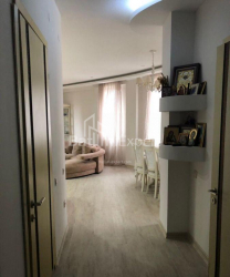 Квартира 3-комн 113 м² - Юр'ївська, Батумі