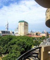 Квартира 110 м² - Зураба Горгiладзе, Батумі, Грузія