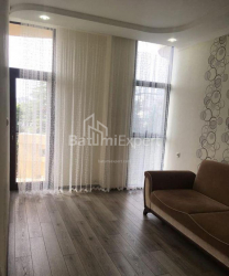 Квартира 110 м² - Зураба Горгiладзе, Батумі, Грузія