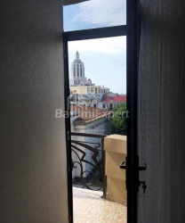 Квартира 110 м² - Зураба Горгiладзе, Батумі, Грузія