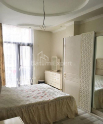 Квартира 110 м² - Зураба Горгiладзе, Батумі, Грузія
