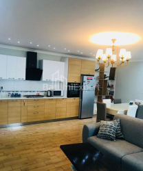 Квартира 4-комн 147 м² - Шерифа Хімшіашвілі, Батумі