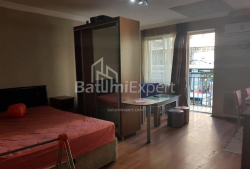 Квартира 1-комн 35 м² - Зураба Горгiладзе, Батумі