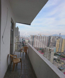 Квартира 4-комн 86 м² - Ангiса, Батумі