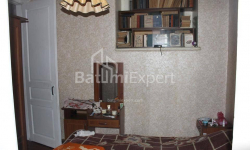 Квартира 3-комн 70 м² - Юр'ївська, Батумі