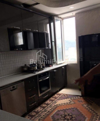 Квартира 4-комн 117 м² - Юр'ївська, Батумі