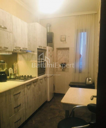 Квартира 3-комн 83 м² - Бесікі, Батумі