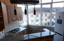 Квартира 2-комн 72 м² - Михайла Лермонтова, Батумі