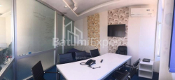 Квартира 4-комн 86 м² - Юр'ївська, Батумі