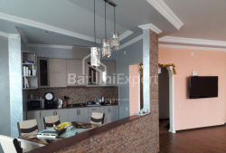 Квартира 3-комн 120 м² - Юр'ївська, Батумі