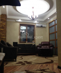 Квартира 2-комн 53 м² - Юр'ївська, Батумі