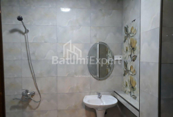 Квартира 2-комн 50 м² - Ангiса, Батумі