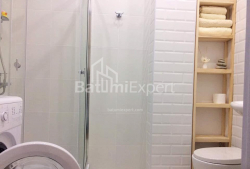Квартира 1-комн 33 м² - Юр'ївська, Батумі