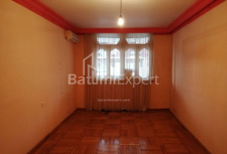 Квартира 3-комн 90 м² - Юр'ївська, Батумі