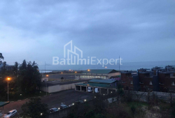 Квартира 4-комн 100 м² - Юр'ївська, Батумі