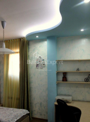 Квартира 3-комн 76 м² - Зураба Горгiладзе, Батумі